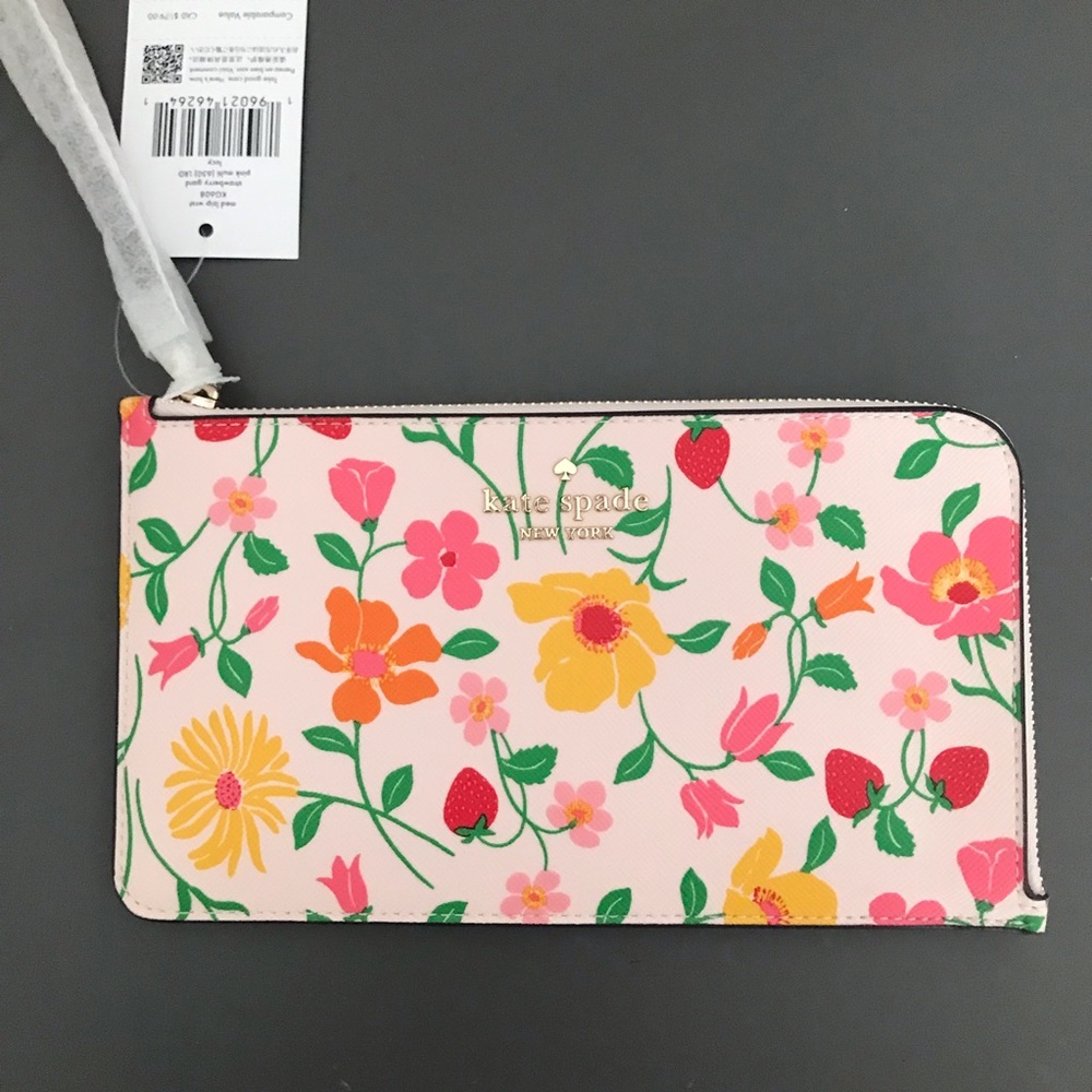 Kate Spade Wristlet Medium Strawberry Gard Pink NEW